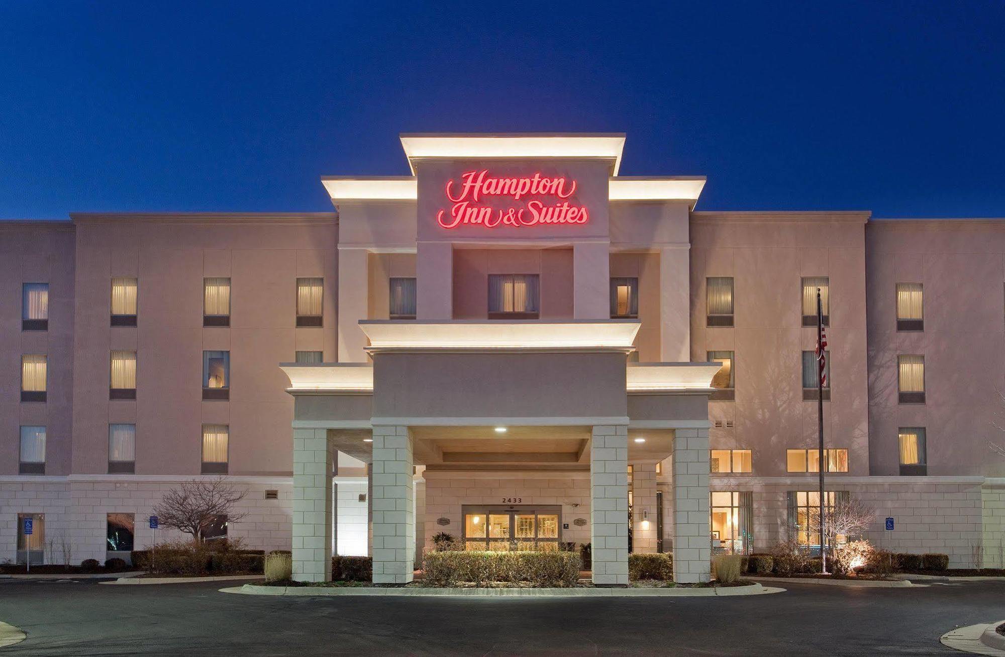 Hampton Inn & Suites Wichita-Northeast Exterior photo